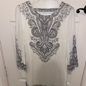 Ecote black white loose fitting dress open back